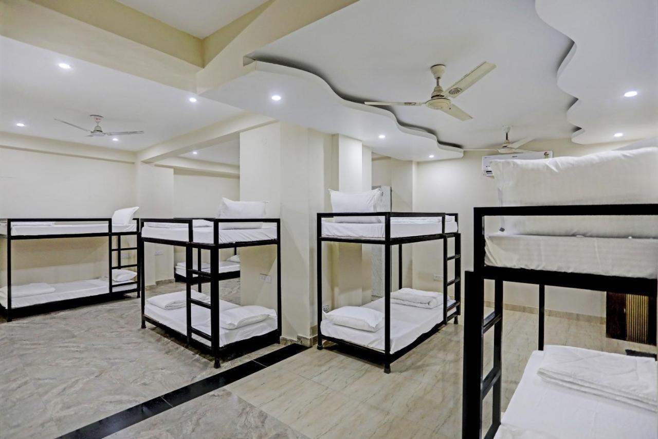 Hotel S B Inn-Near New Delhi Train Station Extérieur photo