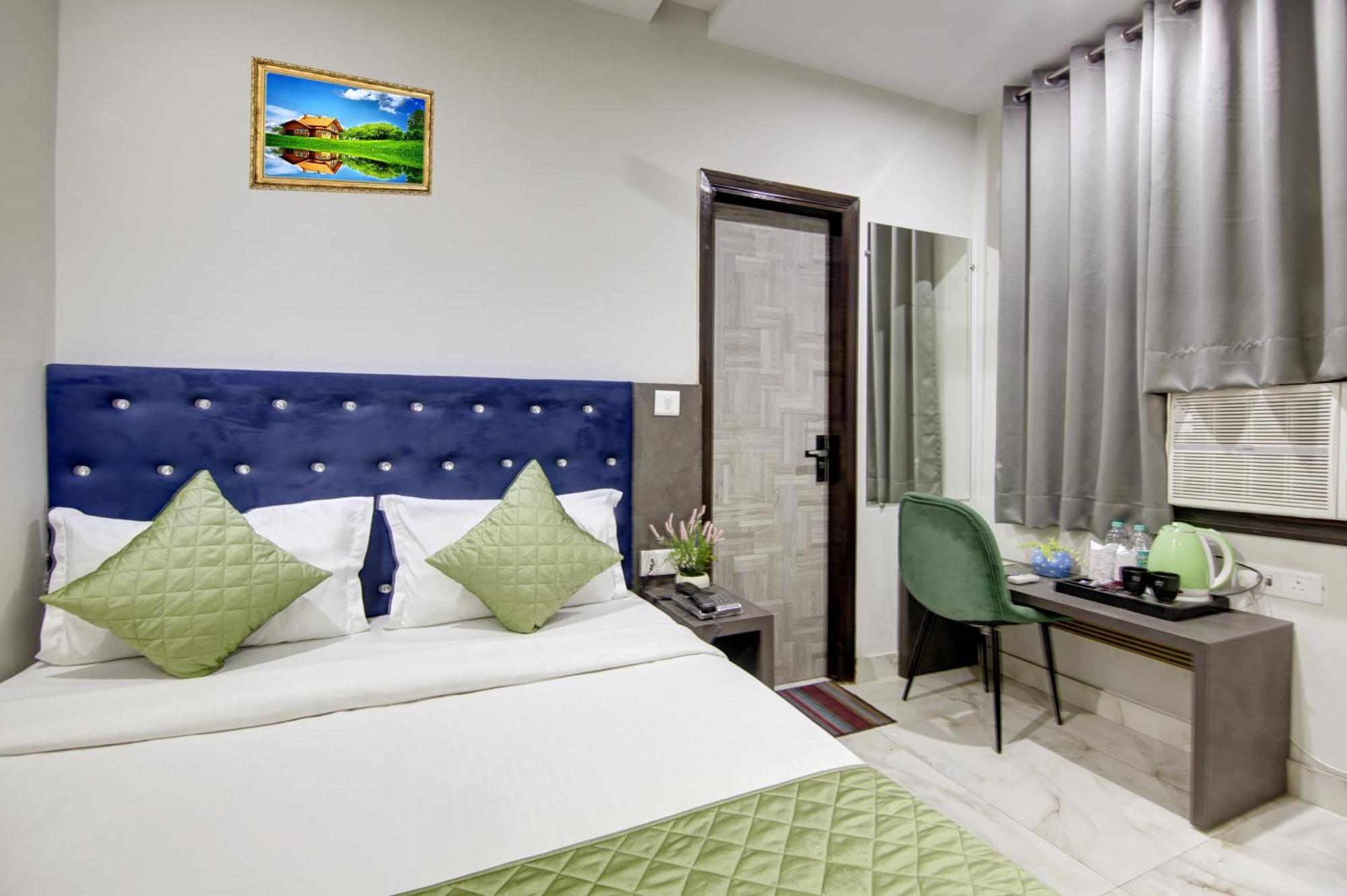 Hotel S B Inn-Near New Delhi Train Station Extérieur photo