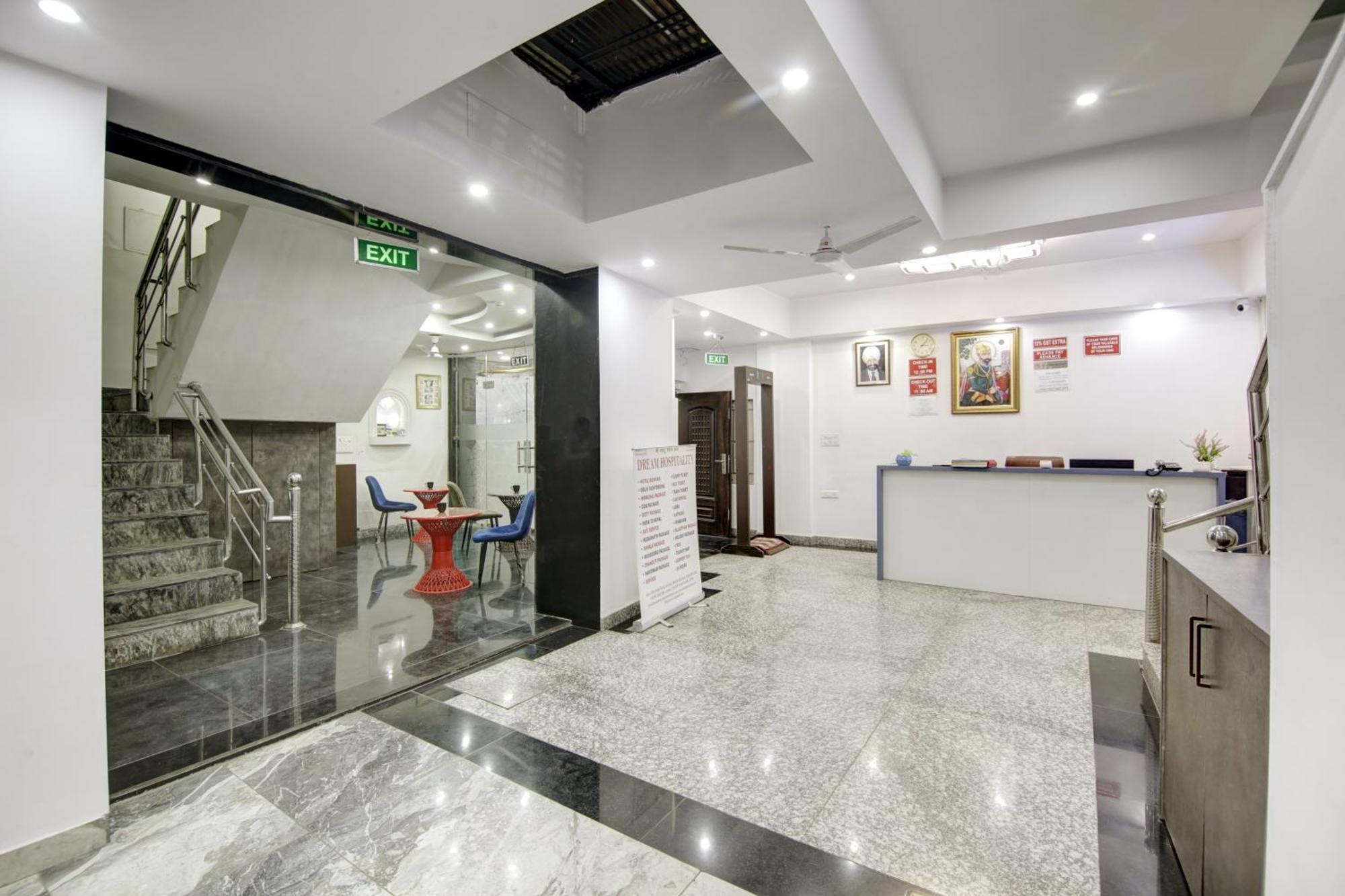 Hotel S B Inn-Near New Delhi Train Station Extérieur photo