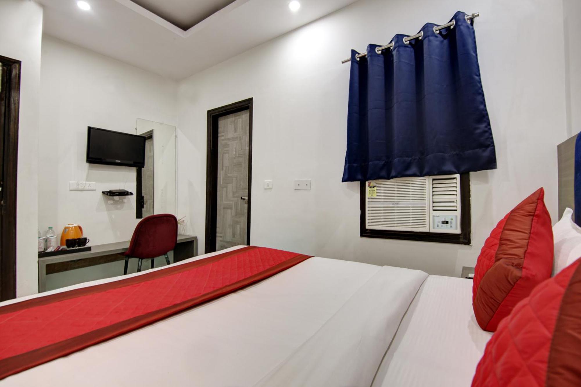 Hotel S B Inn-Near New Delhi Train Station Extérieur photo